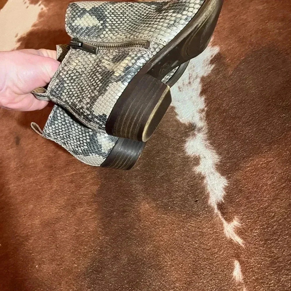 SOLD - Picture 3 of 7